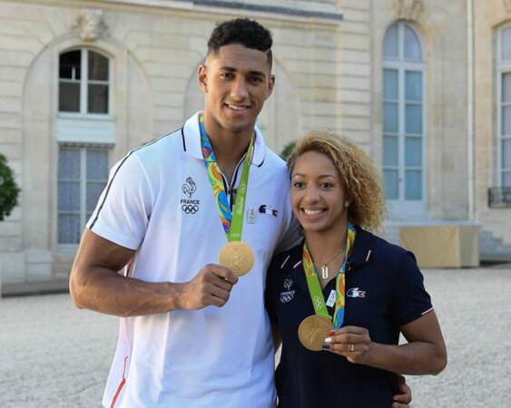 Le couple star des JO ! Tony Yoka et Estelle Mossely, les boxeurs amoureux, ont tous les deux décroché l'or à Rio. 