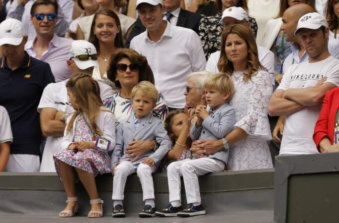 Mirka et les enfants... Tout le clan Federer était présent pour soutenir le champion suisse