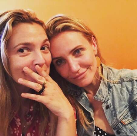 Drew Barrymore et Cameron Diaz : ados elles se rencontrent dans un café, depuis elles sont inséparables !