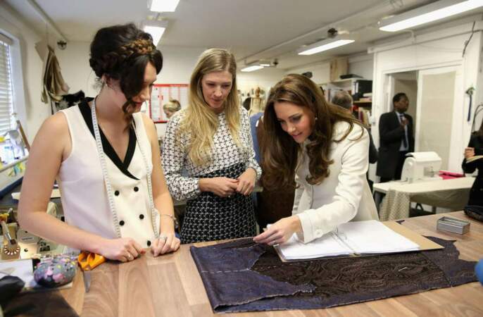 Kate Middleton voudrait-elle prendre des cours de couture ? 