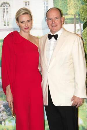 Le couple princier prend la pose pour le 67e gala de la Croix-Rouge
