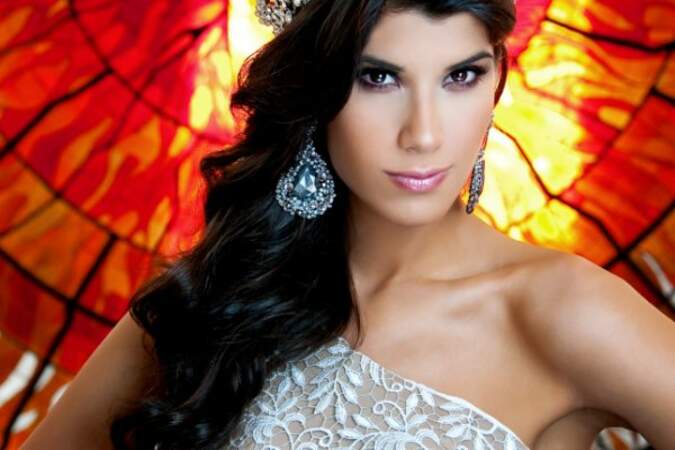 Miss Mexique - Marilyn Chagoya Triana | Elle a posé dans une montgolfière ?
