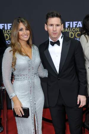 Mais non ! Antonella Roccuzzo forme, avec Lionel Messi, un fort joli couple 