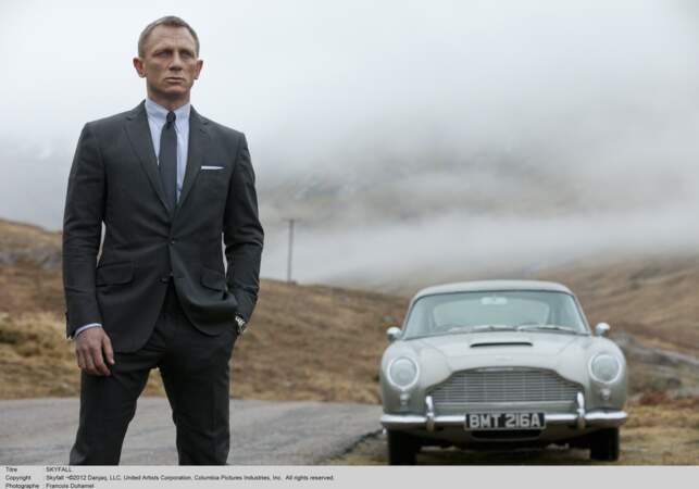 L'arrivée de Daniel Craig marque une rupture dans le jeu de James Bond, en modernisant le personnage