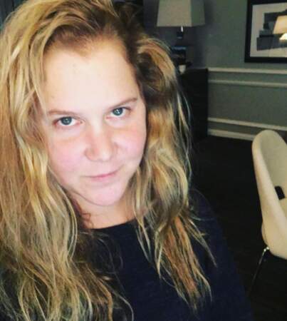 Moquée sur Internet, Amy Schumer pose sans maquillage