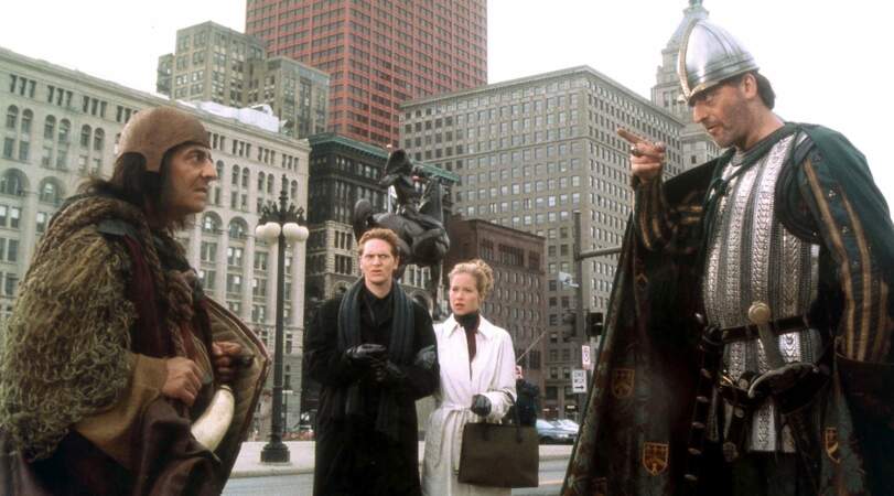 En 2001, Jean-Marie Poiré a lui-même raté le remake de son film aux États-Unis avec Les visiteurs en Amérique.