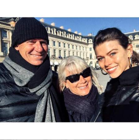 Et du choupi pour terminer : les parents de Georgia Fowler se sont rendus à Paris pour voir leur fille défiler <3