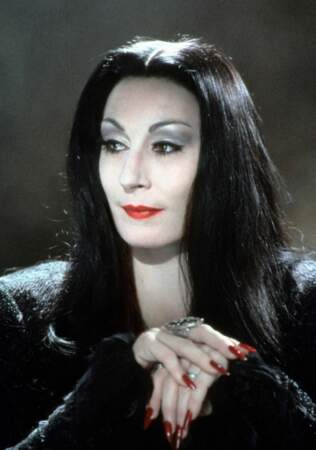 Aussi belle qu'inquiétante, Anjelica Huston excellait dans le rôle de Morticia Addams