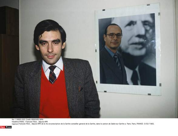 Retour en 1985 ! François Fillon, alors jeune député RPR dans la Sarthe, se voit déjà en figure gaulliste 