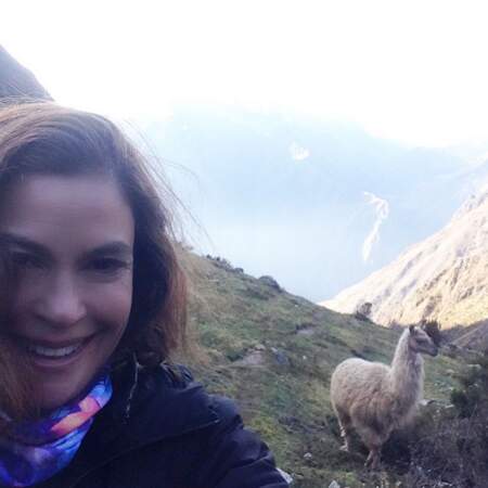 L'actrice en vacances au Pérou semble avoir repris une grosse louche de botox