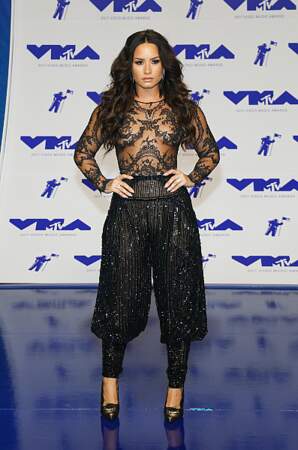 C'est bien Demi Lovato et non, sa statue de cire !