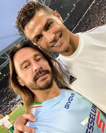 Bob Sinclar et Cristiano Ronaldo... Et si le DJ nous sortait un petit morceau en featuring avec le footballeur ? 