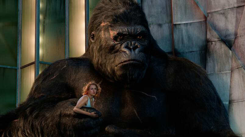 Avec un primate : Naomi Watts entre les mains de King Kong (2005)