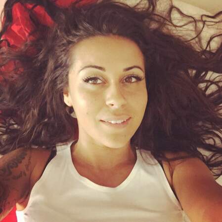 Shanna et son selfie au lit pour Les Anges 7