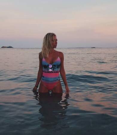 Après le tournage de La Villa des cœurs brisés 3, Stéphanie Clerbois passe du bon temps à Ibiza