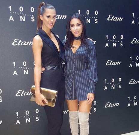 Iris Mittenaere a posé avec la youtubeuse Sananas durant la Fashion Week parisienne...