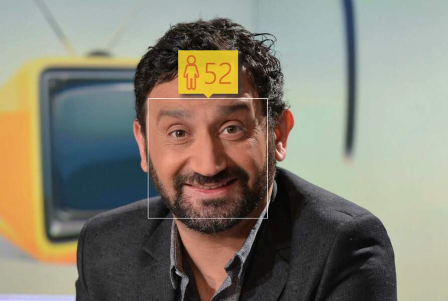 Cyril Hanouna. L'âge donné par le logiciel : 52 ans. 