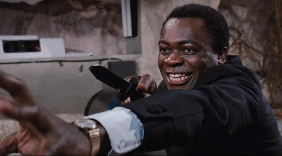 Dr Kananga (Yaphet Kotto), le dictateur et trafiquant d'héroïne grimaçant de Vivre et laisser mourir (1973).