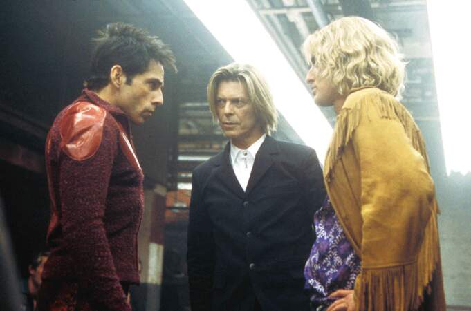 Bowie nous offre un caméo savoureux dans le déjanté Zoolander (2002) avec Ben Stiller et Owen Wilson