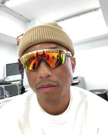 Pharrell Williams a sorti ses plus belles lunettes de ski. 