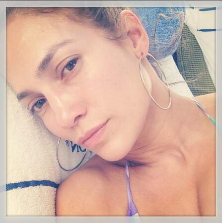 Jennifer Lopez au naturel : ce n'est pas tous les jours que la bomba latina s'affiche sans make-up
