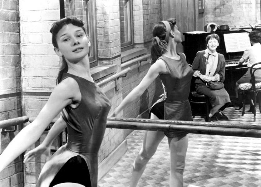 Audrey montra ses talents de danseuse dans l'un de ses premiers rôles : "Secret people" en 1952