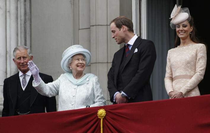 Ils jubilent : car la reine fête ses 60 ans de règne en juin 2012