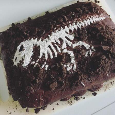 À la chasse aux fossiles avec ce gâteau au chocolat