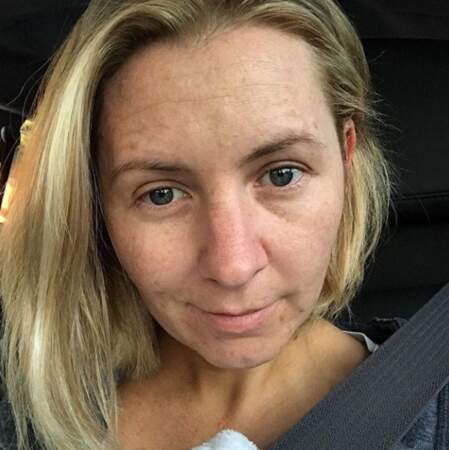 Beverley Mitchell démarre 2018 avec un selfie sans maquillage 