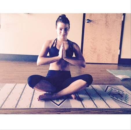 Namaste Lea Michele, officiellement accro au yoga