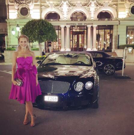 La vie à Monte-Carlo semble réussir à Julie Benz