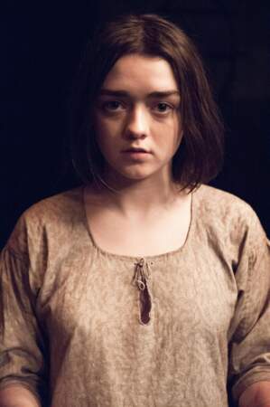 Maisie Williams joue Arya, sa jeune soeur badass.
