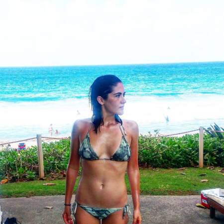 En bikini à Hawaii. 