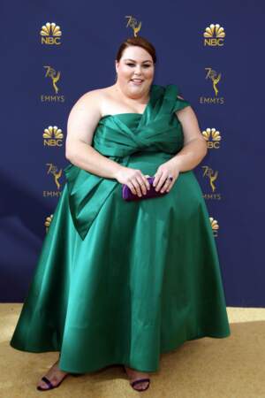 Chrissy Metz, ravissante lors des Emmys Awards, s'est dévoilée dans une robe verte