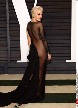 Avec cette robe, les sous-vêtements n'étaient pas une option pour Rita Ora