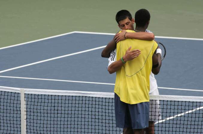 1ère rencontre sur le circuit principal en 2005. Au 2nd tour de l'US Open, Djokovic l'emporte 7-5 4-6 7-6 0-6 7-5