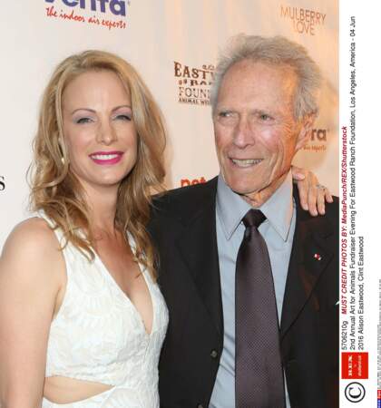 Ici, son illustre papa Clint Eastwood, avec sa soeur Alison.