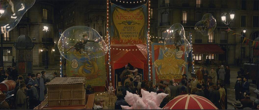 Le cirque Arcanus et son chapiteau qui ont été entièrement crée dans les studios de Leavesden près de Londres