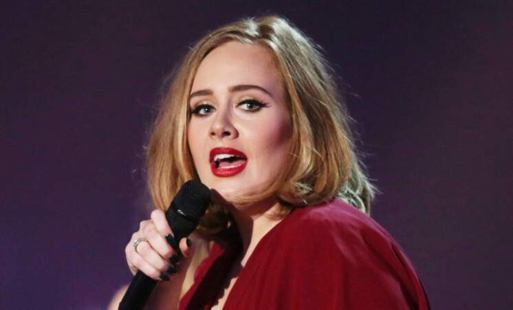 Adele maquillée comme une diva…