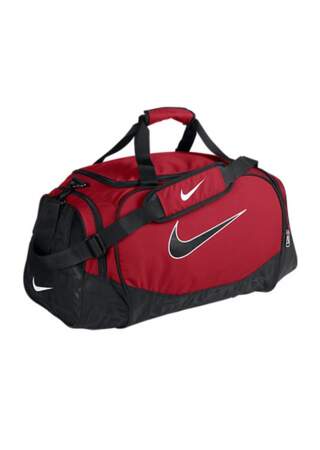 Idéal pour ranger toutes vos affaires de sport, ce grand sac Nike