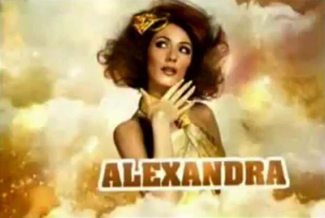 Alexandra (Saison 2). Son secret : "Je suis princesse"