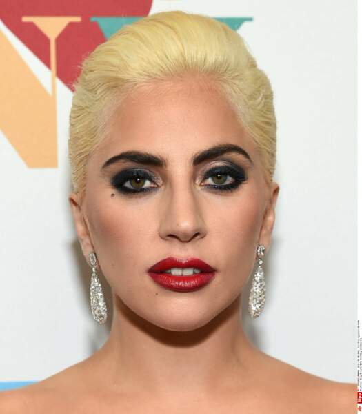 Lady Gaga (correctement) maquillée...