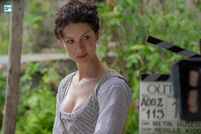 Caitriona Balfe - Claire Randall dans Outlander