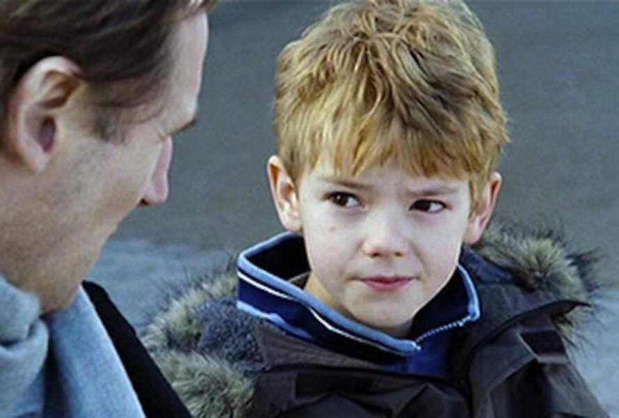Thomas Sangster joue le petit Sam qui est fou amoureux d'une fille de son école 