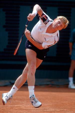 Boris Becker appréciait d’en finir vite sur les courts : Boum service, Boum point gagnant ! D'où son surnom…