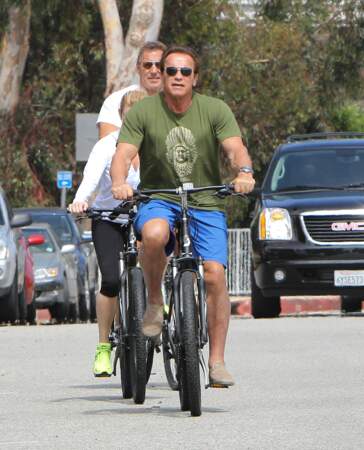 "I'll be back", aurait dit Arnold Schwarzenegger avant cette balade en vélo.