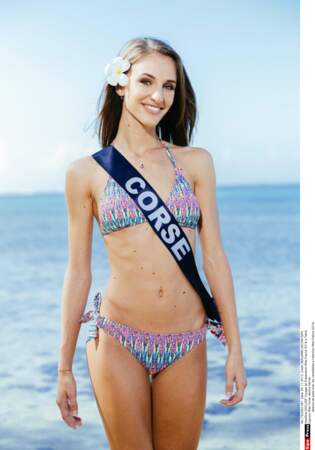 Miss Corse, Jessica Garcia lors de la séance photo en maillot de bain