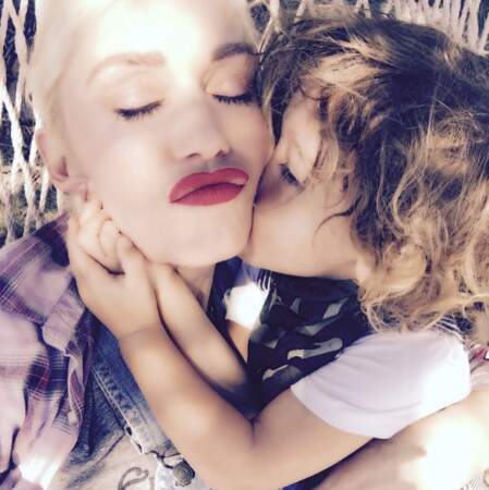 Gwen Stefani et son petit Apollo. 