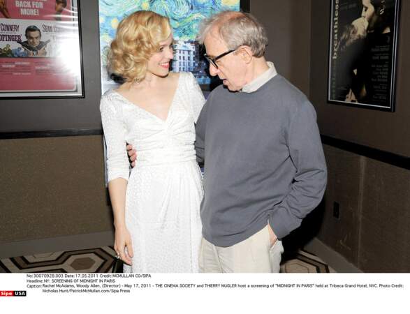 Et pour finir, Mr Woody Allen a le regard d'un expert sur le décolleté de l'actrice de Minuit à Paris.