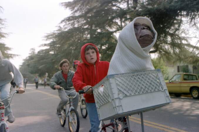 L'une des plus belles et improbables histoires d'amitié du cinéma : celle entre Elliott et E.T l'extra-terrestre !